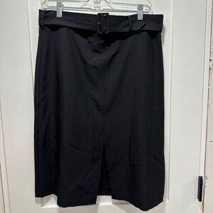 200011	Womens	Skirt	Banana Republic	Knee Length Belted	Black	10		Like New